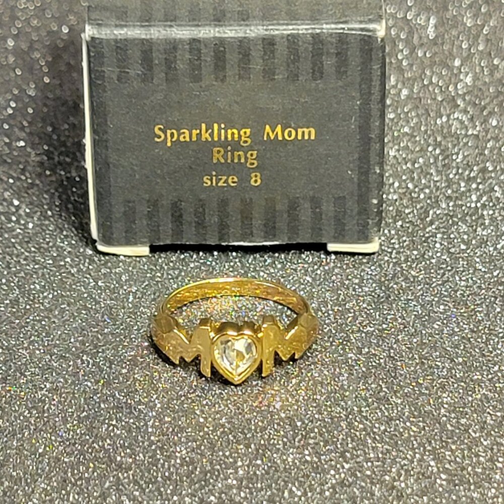 Vintage Avon Sparkling Mom Ring